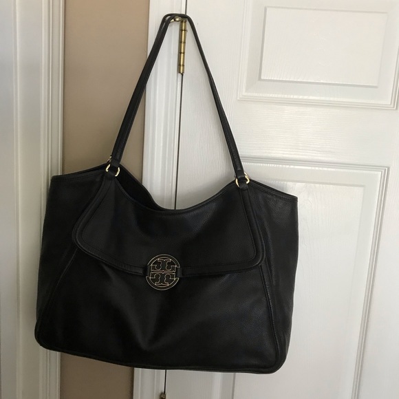 Tory Burch Handbags - Tory Burch Amanda Black large leather satchel